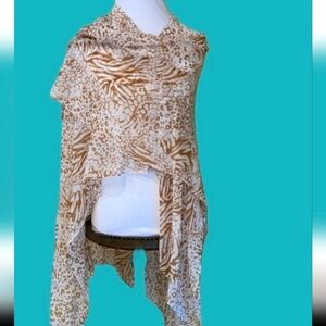NWT RIKKA Cream Leopard Wrap/Scarf Size One‎ Size Fits All Scarf